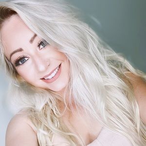 Meet your Posher, Kara